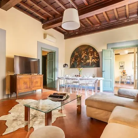 Apartment Ginny's House- Borgo La Croce Luxury Florence