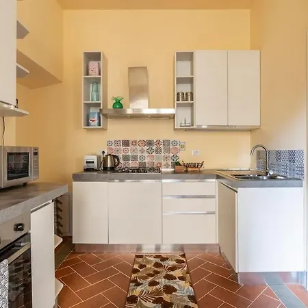 Apartment Ginny's House- Borgo La Croce Luxury Florence