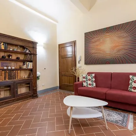 Ginny's House- Borgo La Croce Luxury Apartment